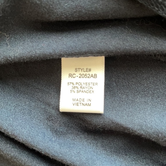 *BNWOT* Large Zenana Button Up Navy Cardigan - Picture 4 of 7